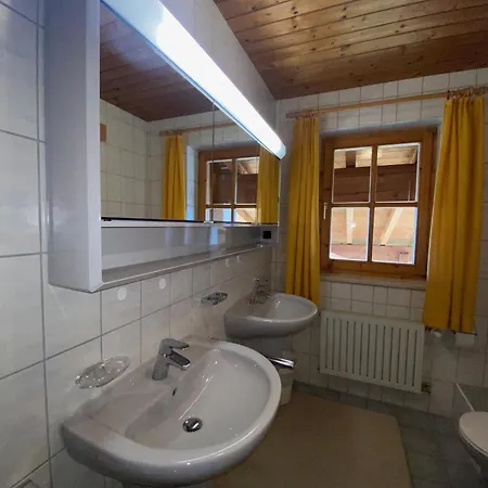Haus Gneuss *